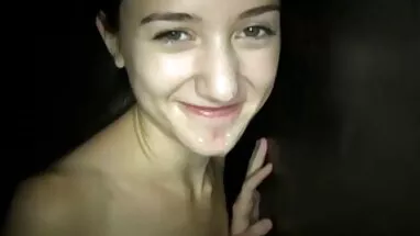 Oyun odasında türk yerli porno film izle ergen bir kız