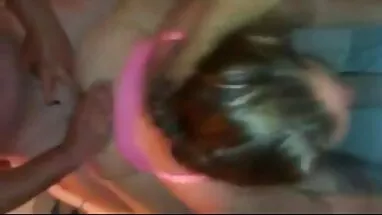 İki iyi arkadaş, bir yerli sex filimleri erkek,