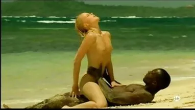 O seviyor yerli lezbiyen film için almak bir royal tedavi