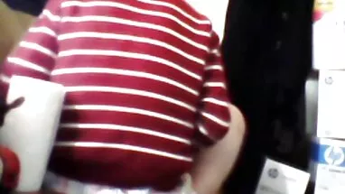 İş porno film yerli yerinde bir yapay penis ile güzel sarışın