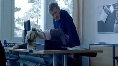 Üvey annemin büyük yerli sex filmi göğüsleri